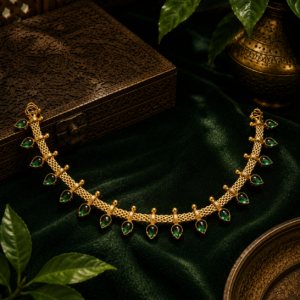 Emerald leaf heritage choker