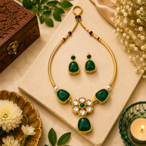 Kundhan stone deep green haram